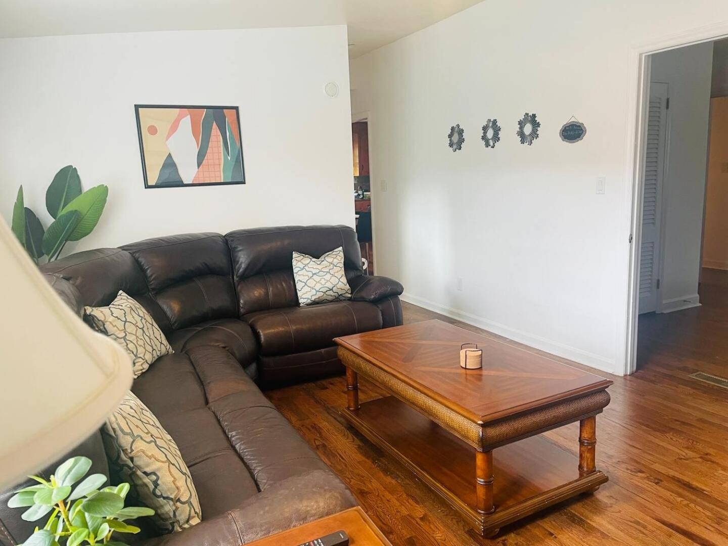 West-End Downtown Charlotte - Easy Access To Airport & Jcsu Villa Eksteriør bilde